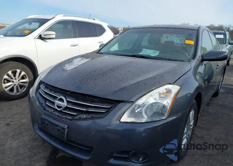 2010 Nissan Altima 2.5 S z USA, uszkodzony, nr VIN 1N4AL2AP7AN444652